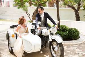 novios-en-moto