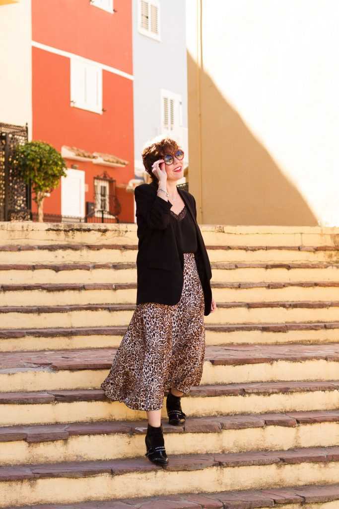 look working girl falda midi animal print